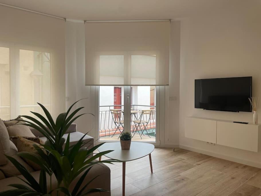 Apartamento Nuevo Centrico Frente Al Mar En ปาลามอส ภายนอก รูปภาพ
